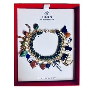 NWT ⚜️💙⚜️ Viral Atterri Gorgeous Multi Charm Bracelet